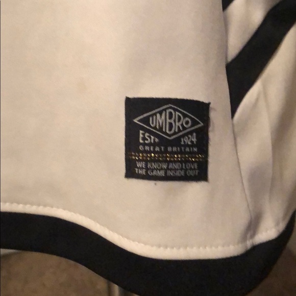 Umbro x Urban Outfitter soccer jersey - Picture 3 of 4